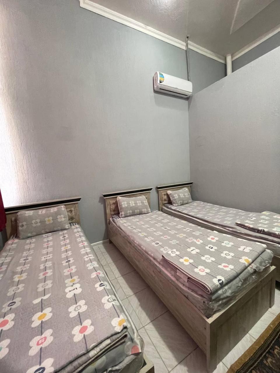 Hostel Nabi Bobo Samarkand Esterno foto